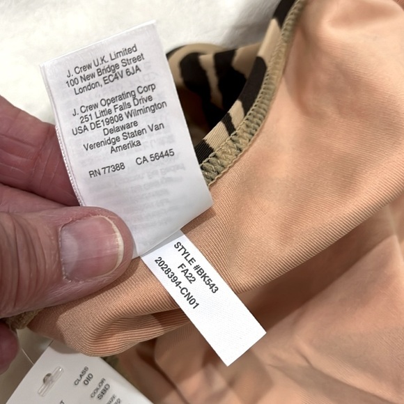 J. Crew Zebra Print Front Twist One Piece Swimsuit Plus Size 24 NWT - Picture 11 of 12